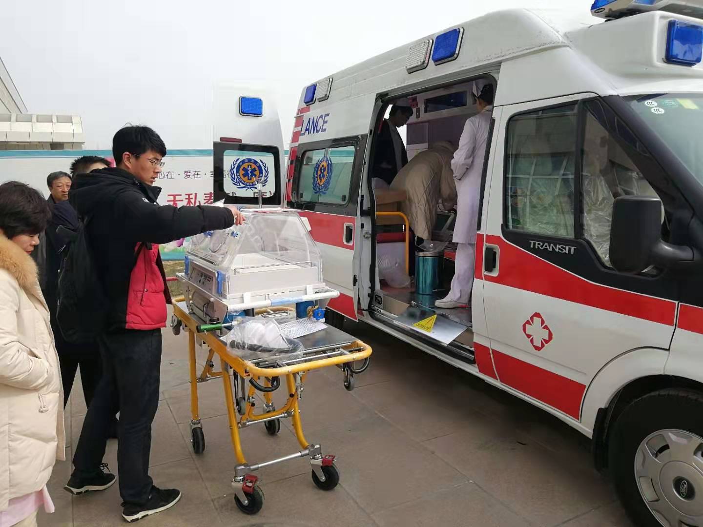 河东区救护车转院